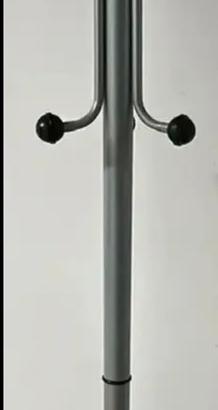 Attaccapanni da terra