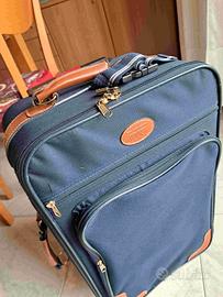 Valigia Trolley blu robusta