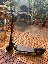 MONOPATTINO ELETTRICO NINEBOT SEGWAY F40E
