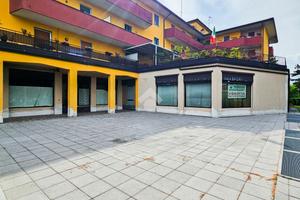 NEGOZIO A VEROLANUOVA