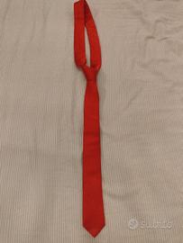 Cravatta Rossa da Uomo. Originale 7 Camicie.