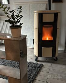 Stufa a pellet Nordica Extraflame Iside Idro