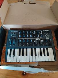 ARTURIA MICROBRUTE 