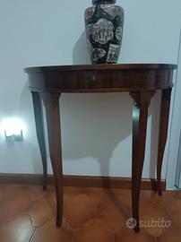 Consolle a mezzaluna