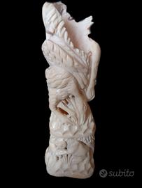 statuetta totem artigianato balinese