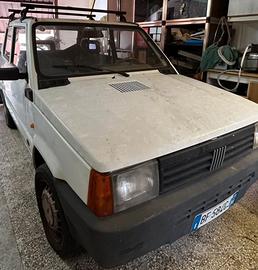 Fiat Panda con carrello