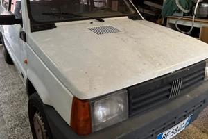 Fiat Panda con carrello