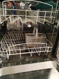 lavastoviglie Ariston 