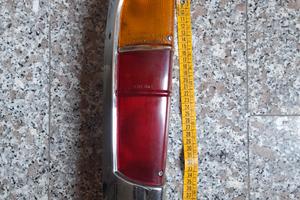 Fanale posteriore per Peugeot  404