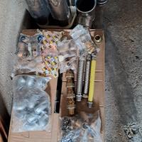 tubi e attrezzatura varia