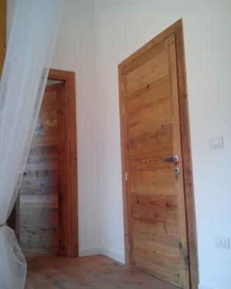 porta interno in legno vecchio pannello orizzontal