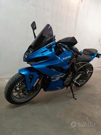 Suzuki gsx8r 