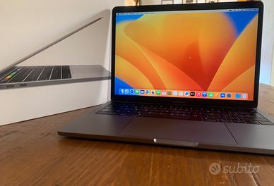 Mac Book Pro 13" 2017  Touck Bar - i5 8 GB