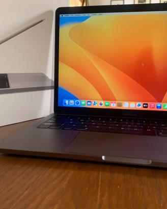 Mac Book Pro 13" 2017  Touck Bar - i5 8 GB