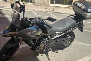 SUZUKI vstrom 800