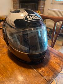 Casco shoei