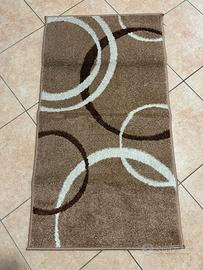 Tappeto beige e marrone