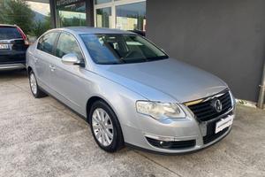 Volkswagen Passat 2.0 TDI Berlina " LEGGI
