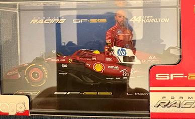 Modello Burago SF25 2025 Hamilton 1:43 Helmet