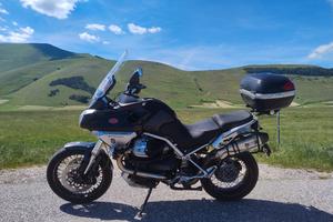 Moto Guzzi Stelvio 1200