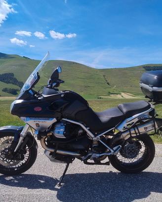 Moto Guzzi Stelvio 1200