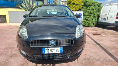 Fiat Grande Punto 1.3 MJT 75 CV 5 porte Dynamic