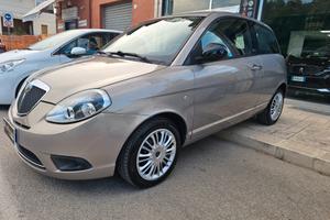 Lancia Ypsilon 1.3 MJT 75 CV Diva