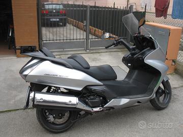 Honda Silver Wing 400 - 2006