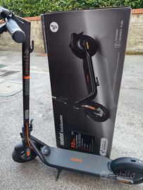 Monopattino Ninebot F2 Plus