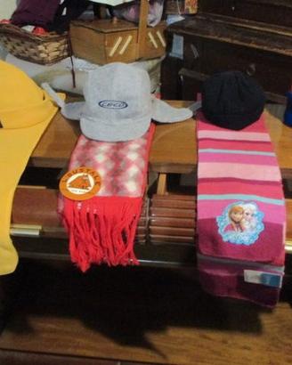 N.1 compl sciarpa+cappell+3cappell+2sciarp+muffole