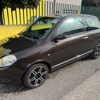 Lancia Ypsilon 1.3 MJT 148000KM