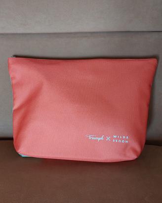Pochette Triumph 