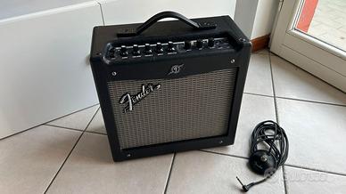 Fender Mustang I V.2 20W – uso domestico