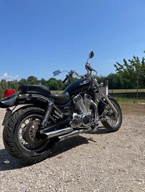 Suzuky intruder. VS 1400