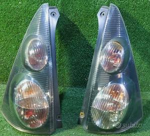 Fari posteriori Citroen C1 anno 2006.