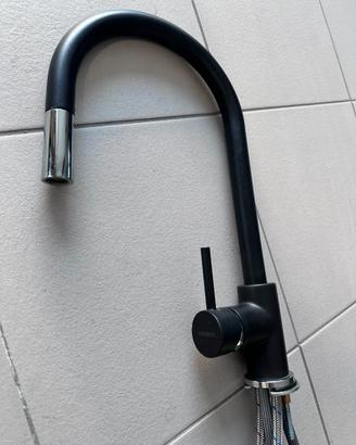 Miscelatore con doccetta estraibile shock