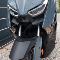 Yamaha X-Max 125 - Tech Max