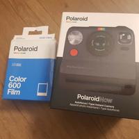 Polaroid Now Fotocamera istantanea + film bundle
