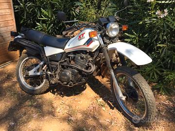 Yamaha XT 400 - 1983