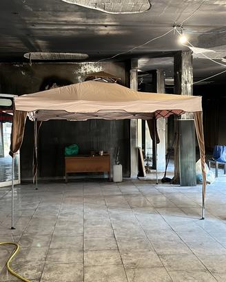 Gazebo pieghevole 3x3 con doppio tetto