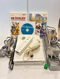 Nintendo Wii Bianca – Set Completo + Nunchuk e Wii