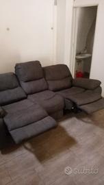 Domenico vende divano come nuovo 