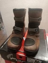 stivali forma low dry