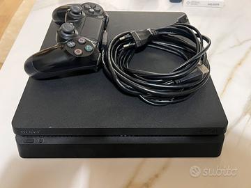 Ps4 slim 1TB