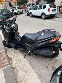 Scooter xmax