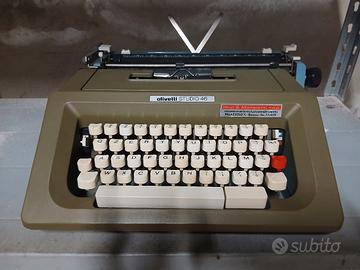 macchina da scrivere Olivetti