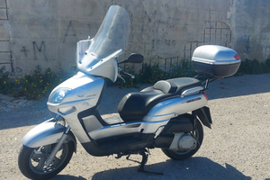 Scooter Yamaha xc300 versity 300