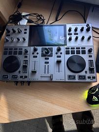 Console DJ Denon DJ Prime Go+ pari al nuovo
