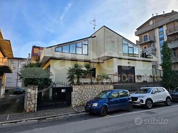 Villa singola Isernia [Z3 BSTFNCVRG] (Centro)