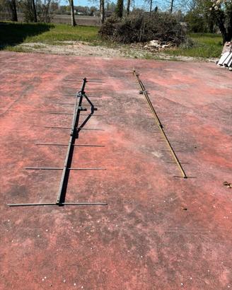 Coppia antenne direttive v/uhf radioamatoriali